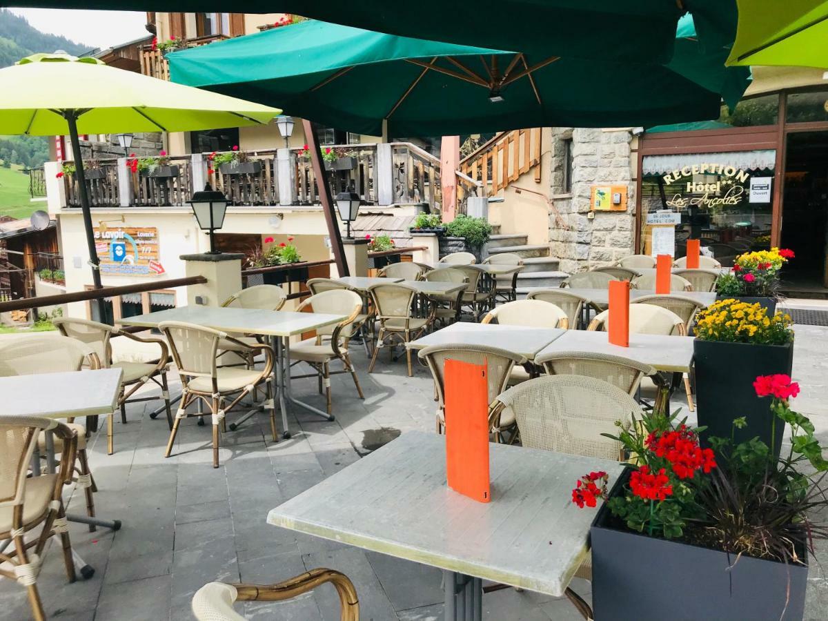 Logis Hotel Les Ancolies Arêches Екстериор снимка